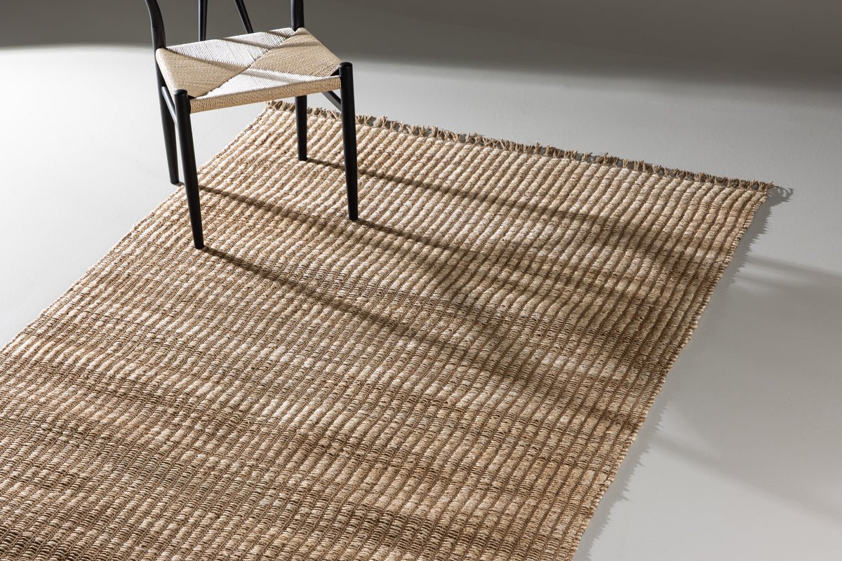 Tæppe Runa – lavet af 100 % jute i Beige