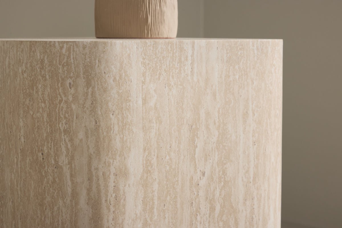 Sidebord Alira – i blid Beige