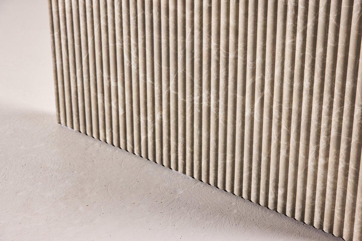 Spisebord Takahe - i beigefarvet marmor-look