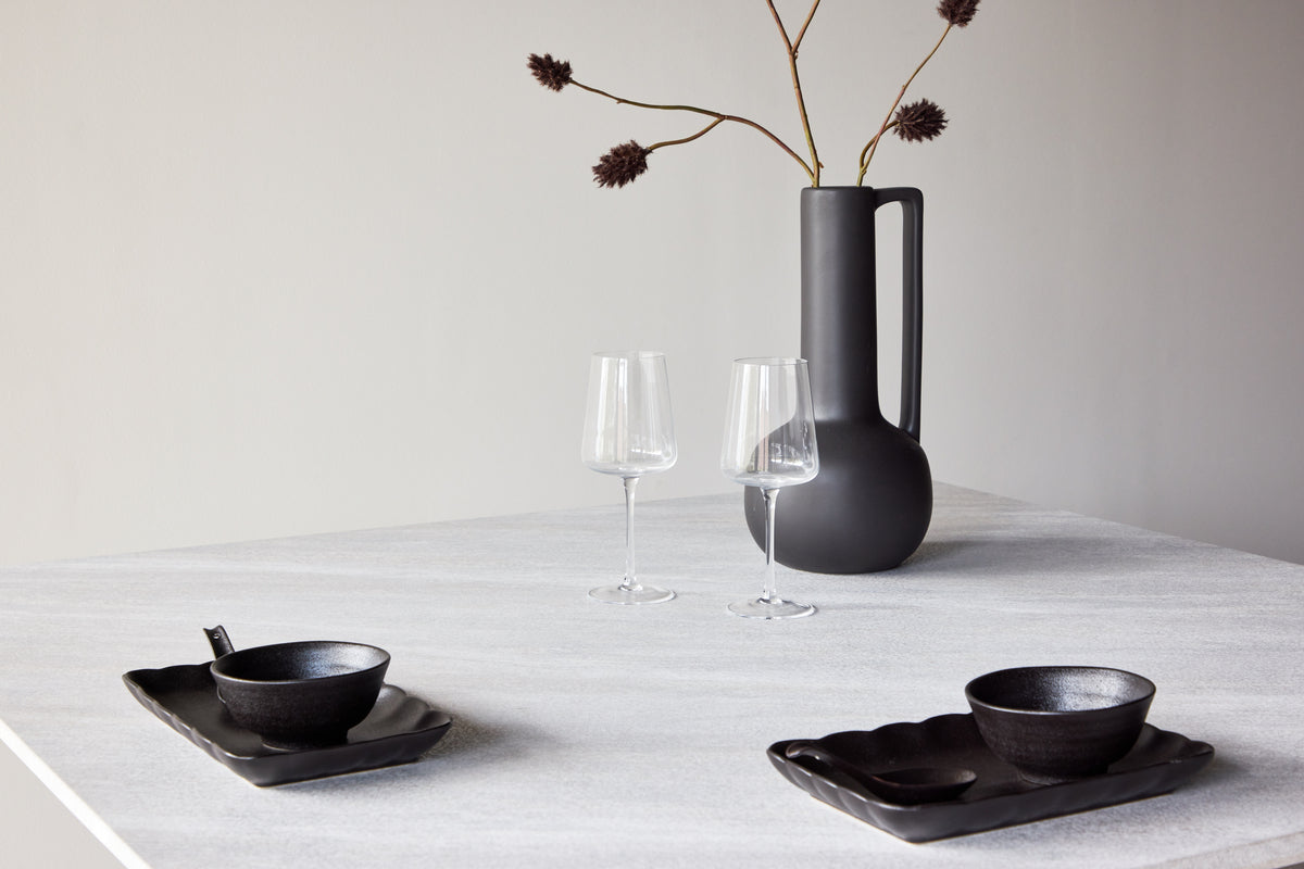 Spisebord Lior 120×120 cm i Lysegrå med MDF-ramme