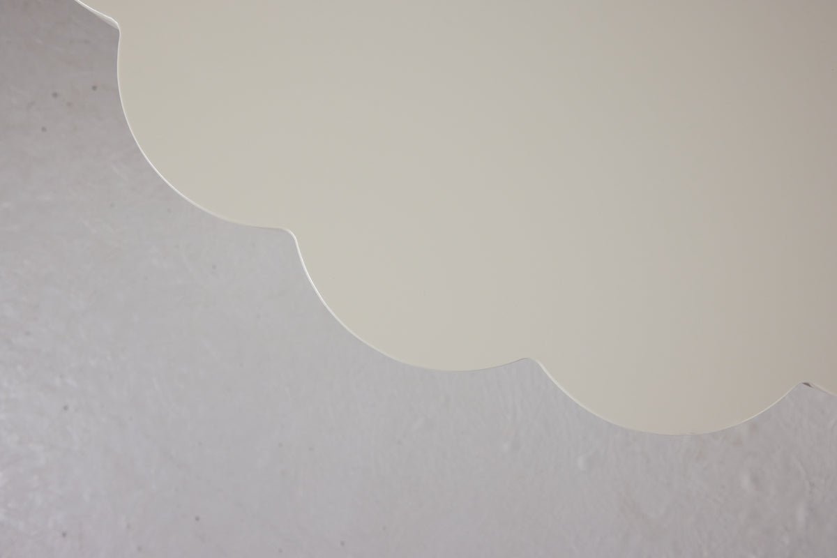 Sofabord Florena - i Beige med bølget kant