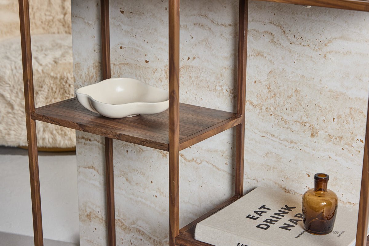 Regal Sorano – Stativreol i valnøddeoptik