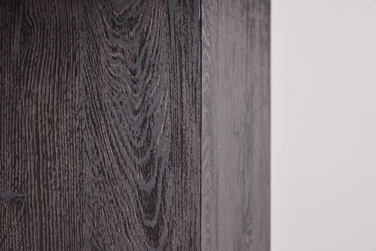 Spisebord Agesta - rundt spisebord med bordplade i lysegrå, mokka og sort