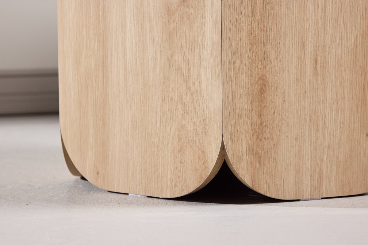 Spisebord Agesta - rundt spisebord med bordplade i lysegrå, mokka og sort