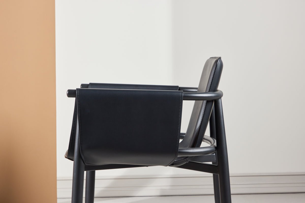 Stol Faro - Med ædelt pulverlakeret stel