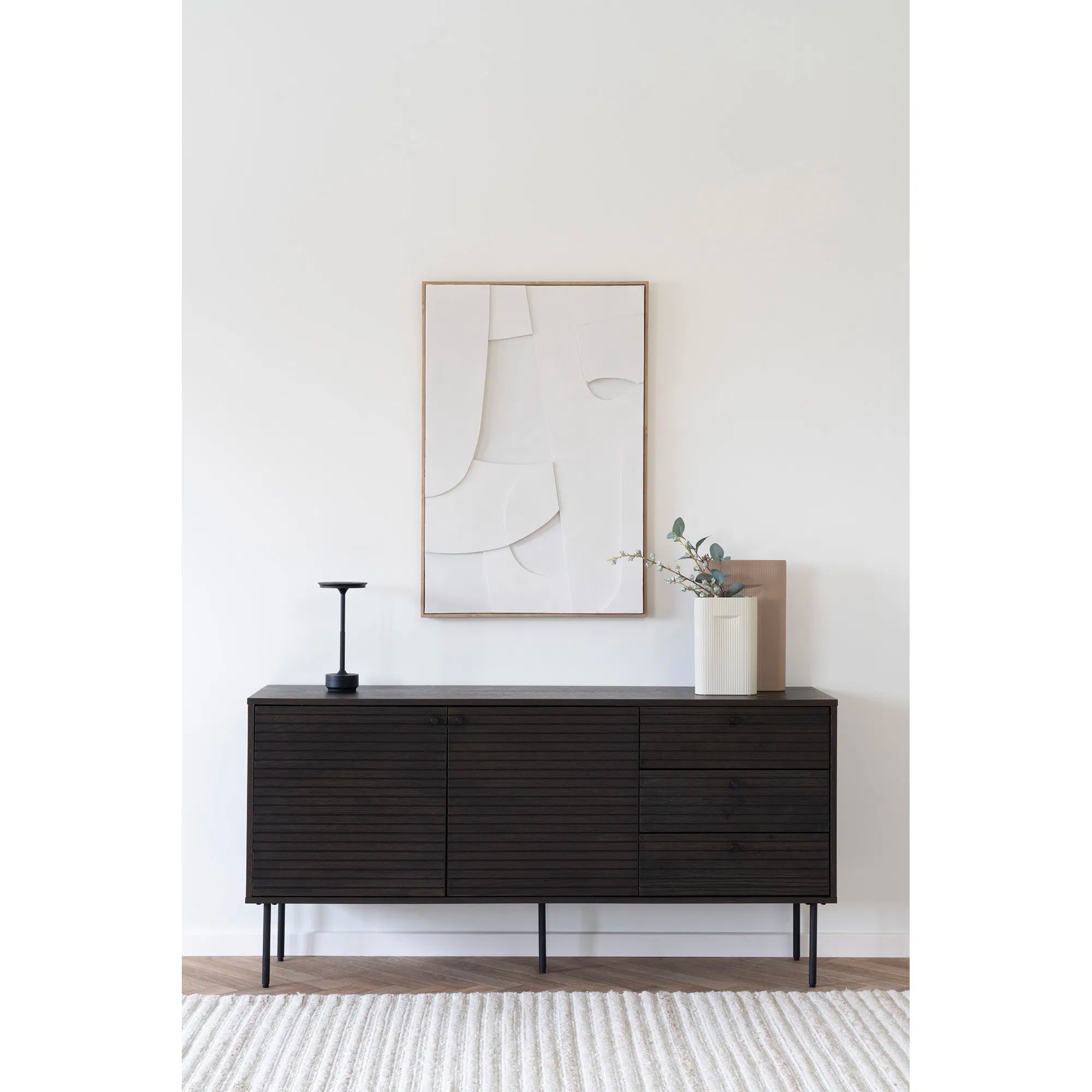 Bordlampe „Ardena“ – Elegance i guld, sølv & sort