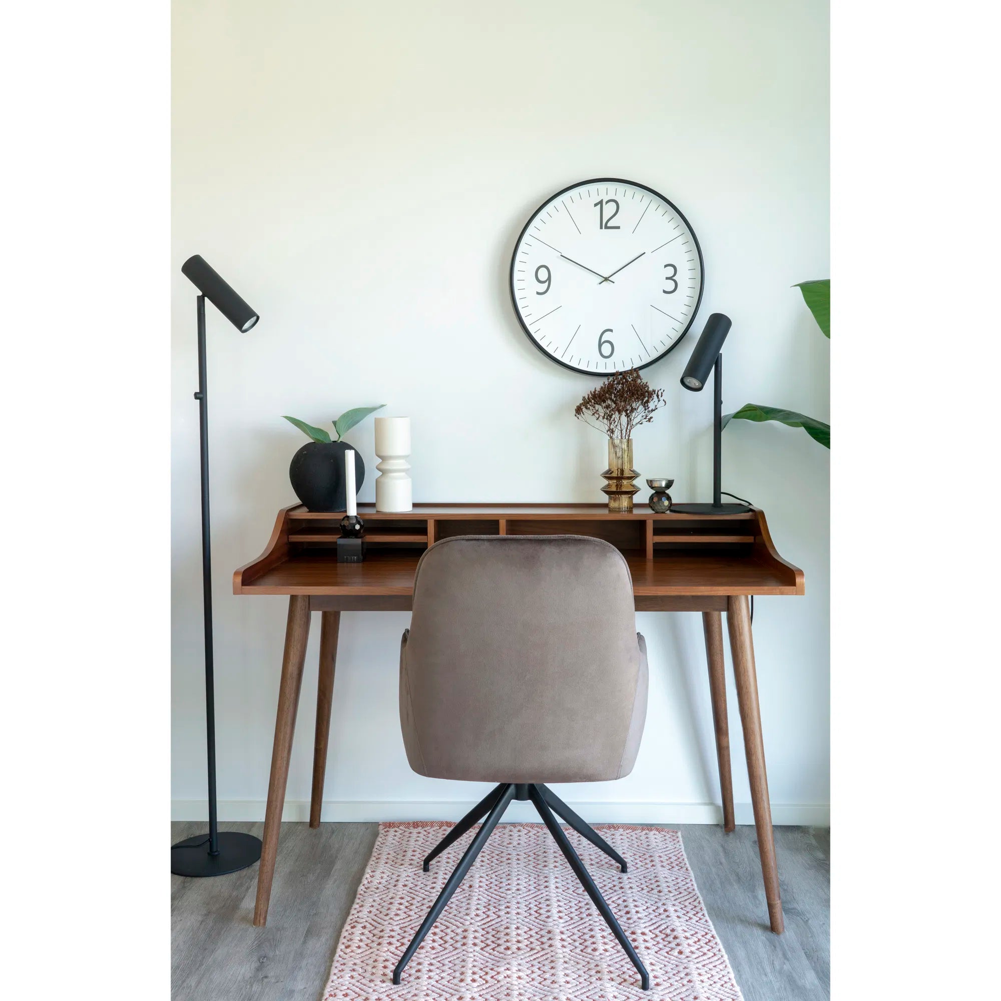 Bordlampe „Lazaro“ – metalaccent i sort eller guld