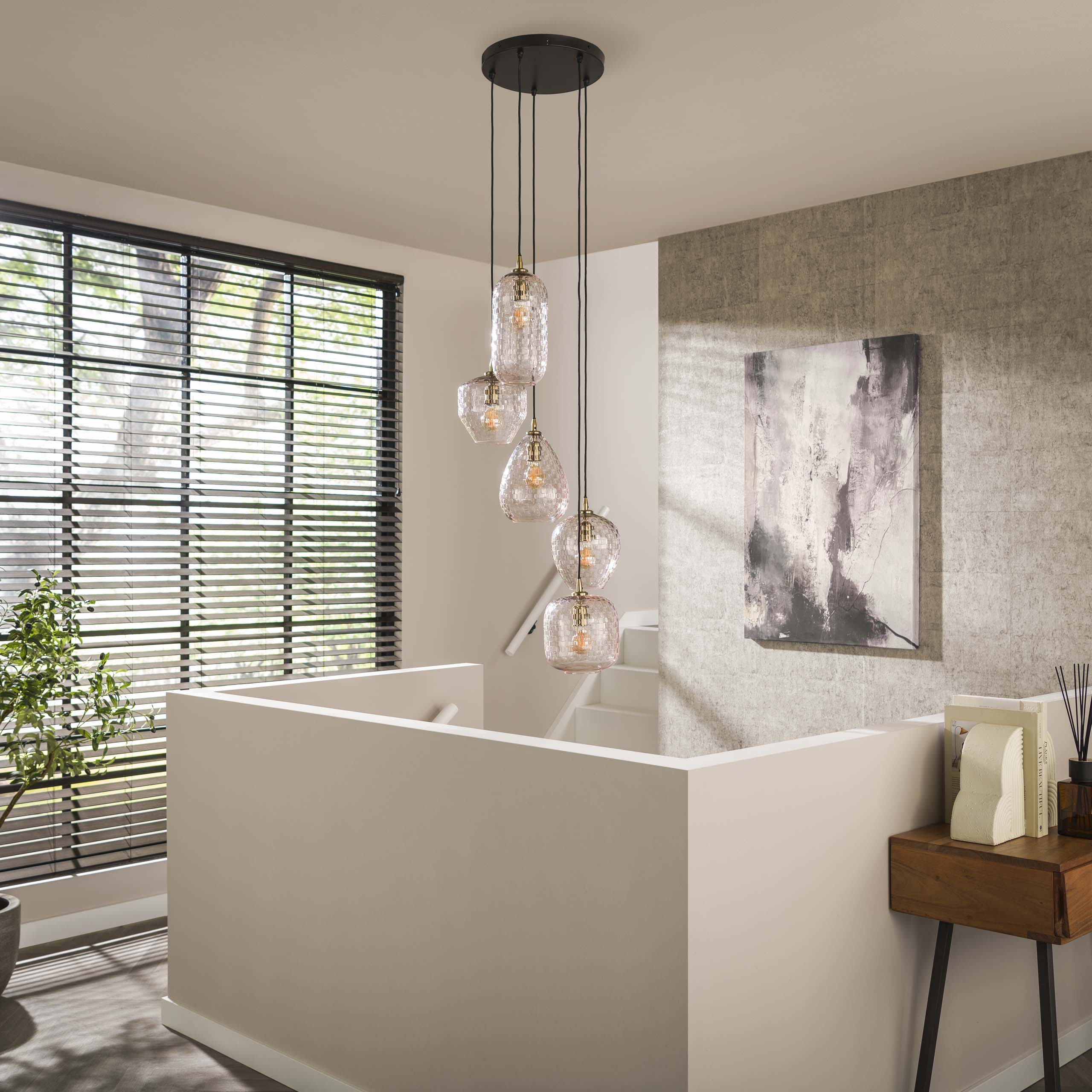 Pendellampe „Arcana“ – trappet af diamantglas med 180 cm højde