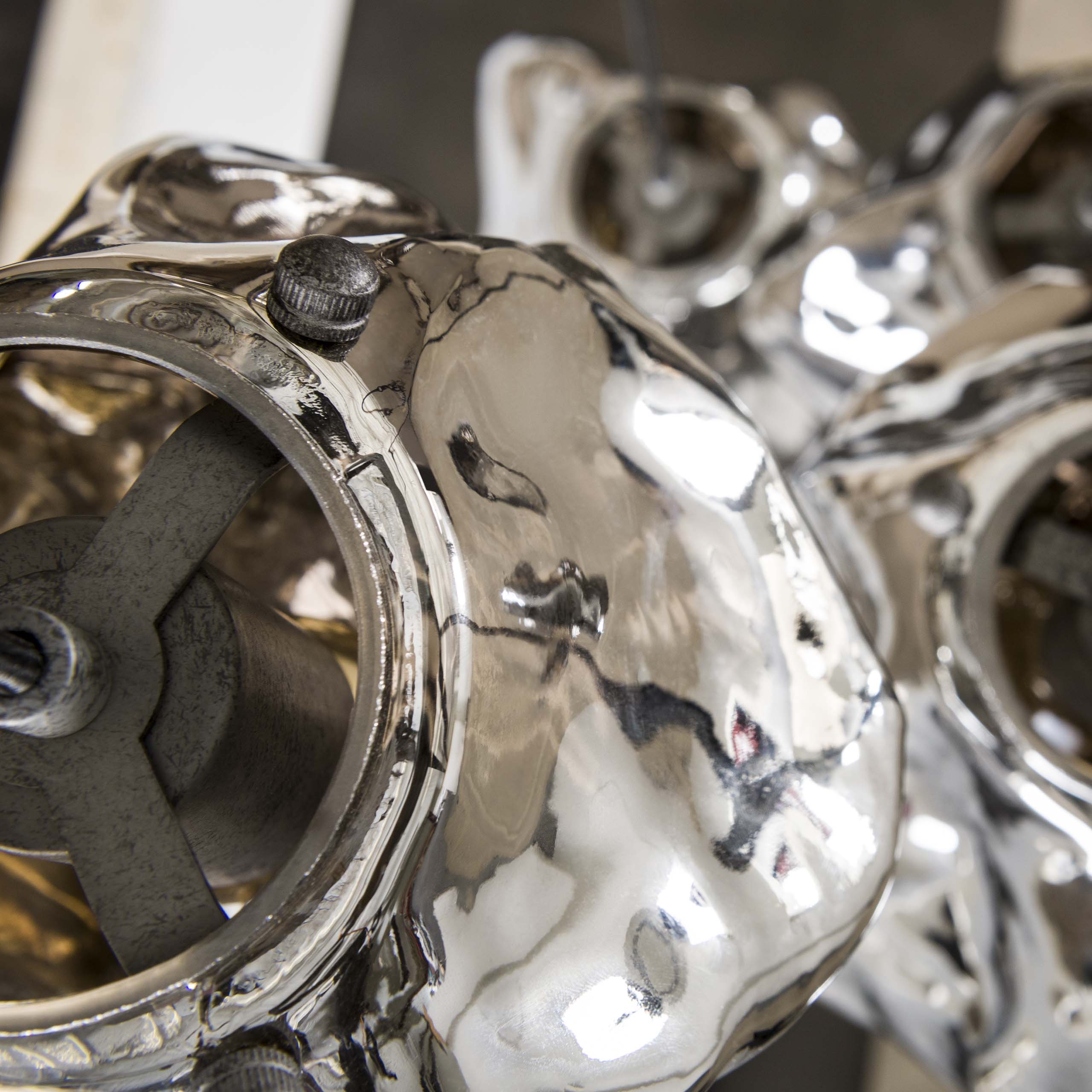 Pendellampe „Luceo“ – trappet, af mundblæst kromglas