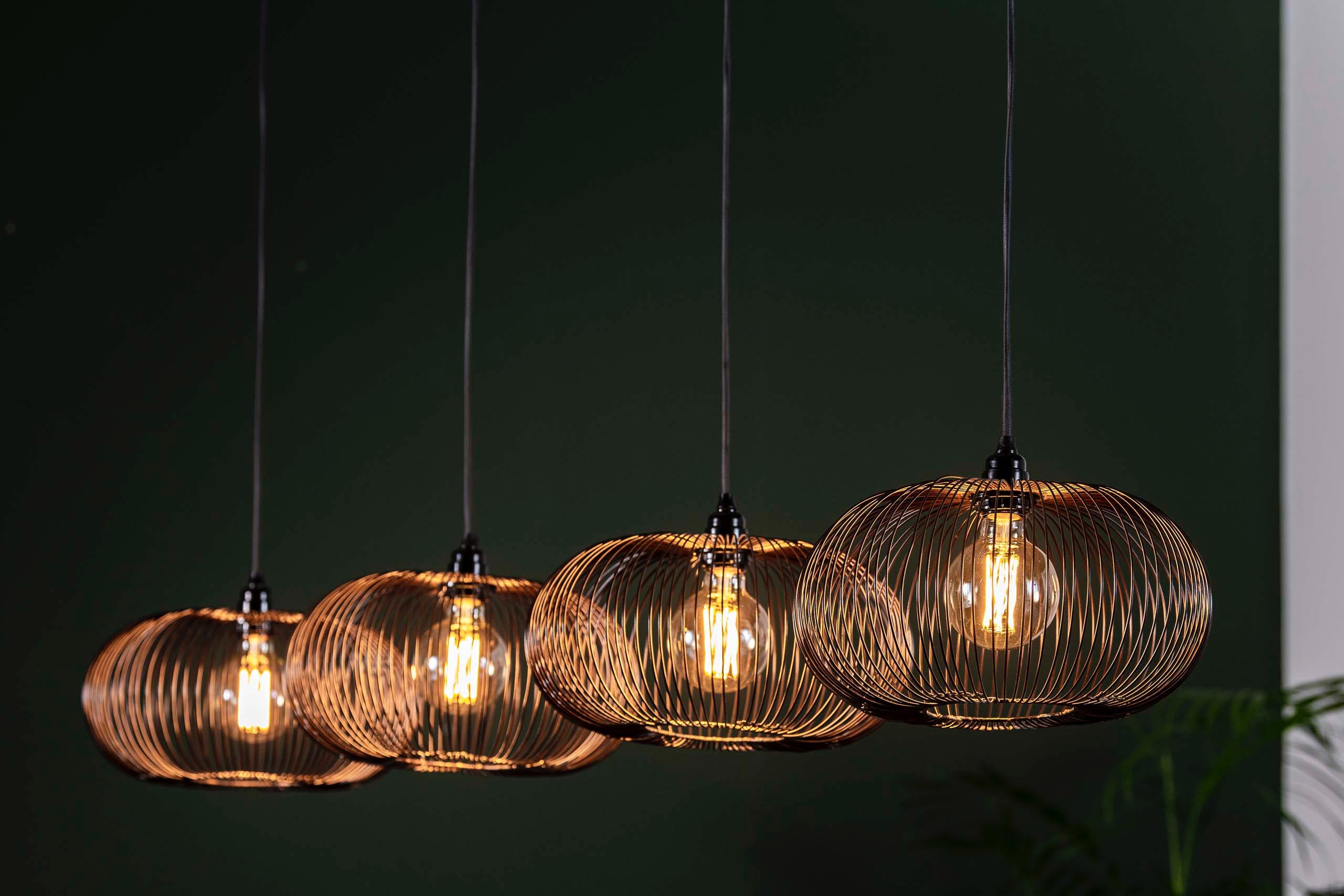 Pendellampe Aurex Quad – Metalskiver i sortnikkel med gyldne accenter (4-lys)