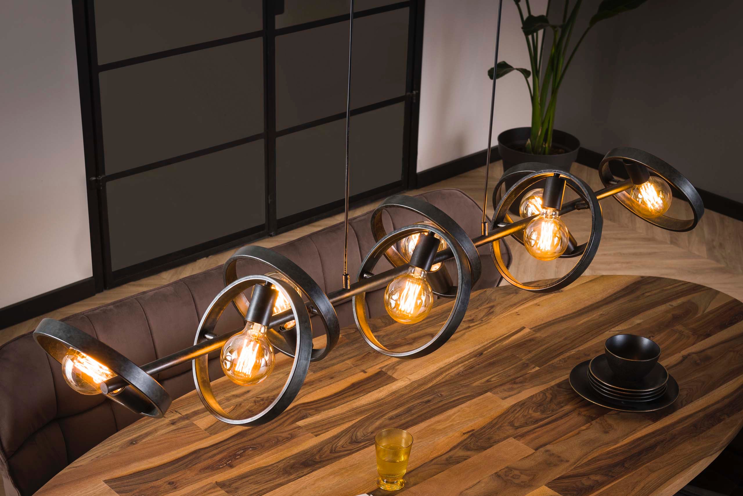 Pendellampe Arkon Octa – Åben metalramme i kulfarve (8-lyset)