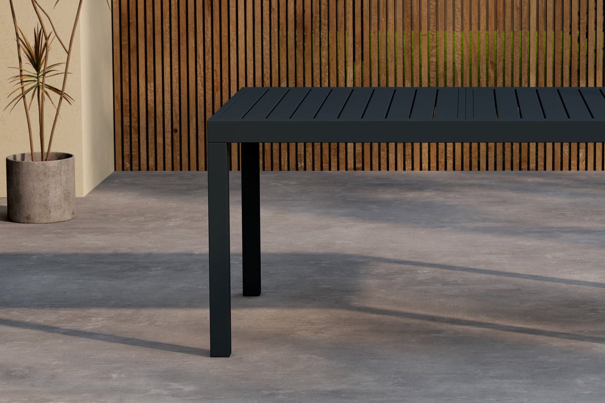 Havemadbord Liora - Udtrækkeligt fra 160 til 240 cm i Beige eller Sort