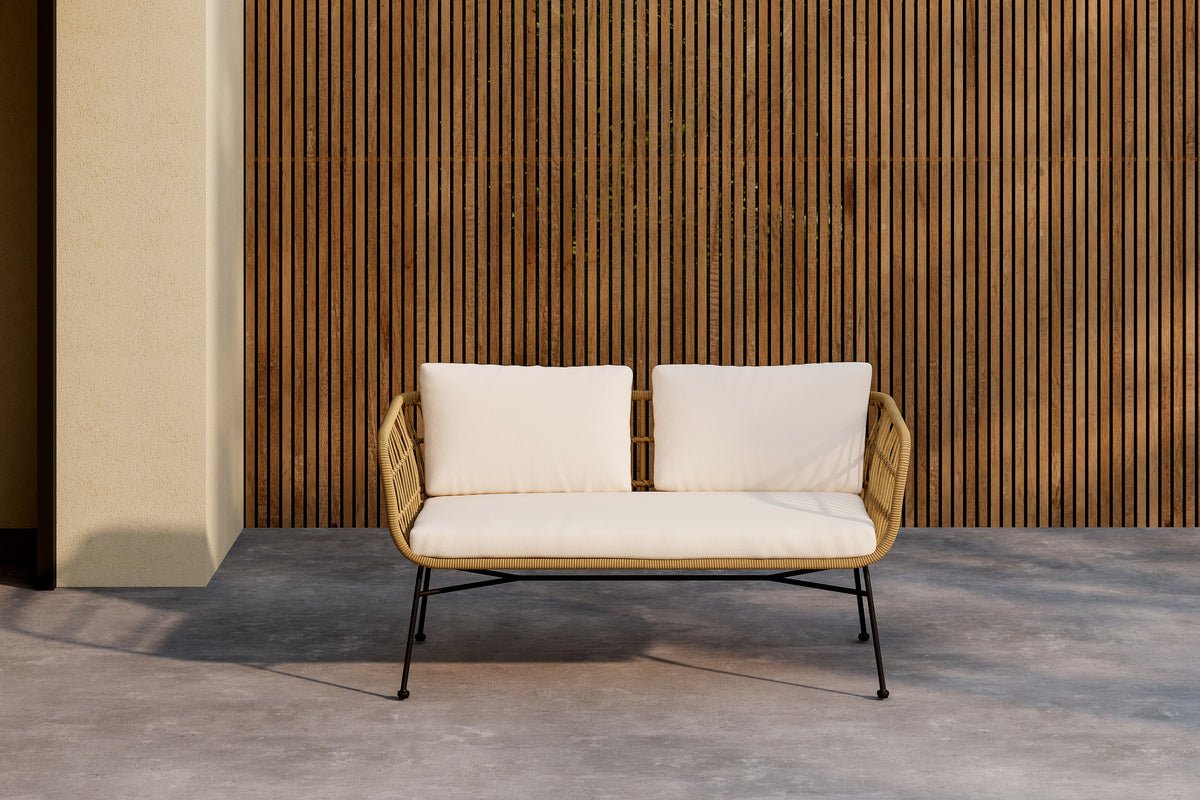 Havnebænk Isolde - I naturlook eller sort inkl. pude