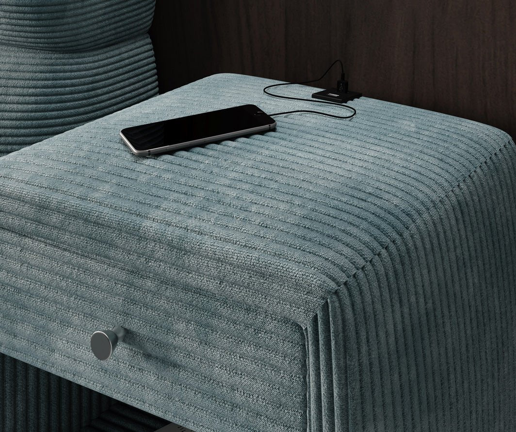 Designer natbord Lilly med USB-tilslutning i fløjl