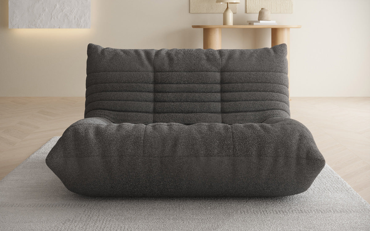 Designer 2-personers sofa Calmo i Teddy Bouclé