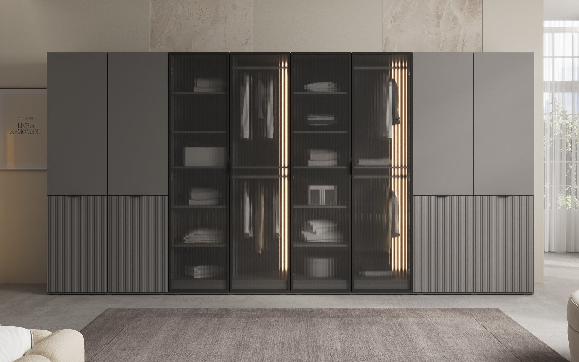 Modulo Rivon – Modulært design-garderobeskab med riffelglasfront og strukturpaneler