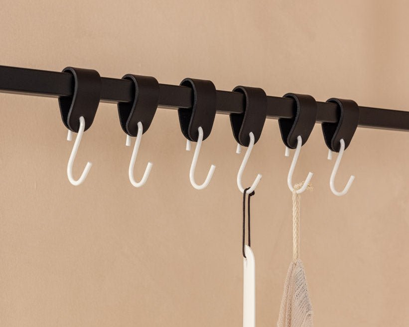 Lædertøjskrog Arcoro i stål og ægte læder