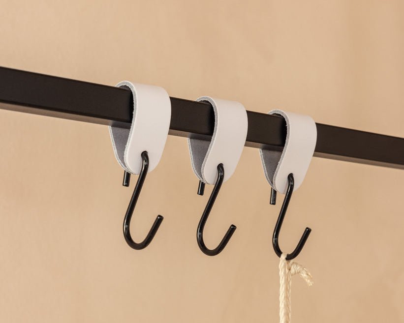 Lædertøjskrog Arcoro i stål og ægte læder