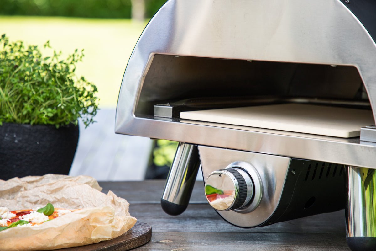 Pizzaovn Neapel - af stål, rustfrit stål og keramik i Sort