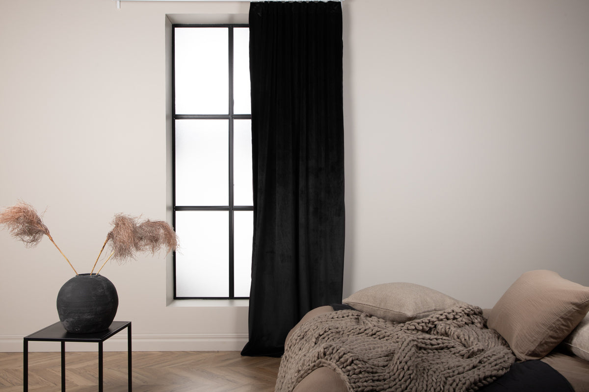 Gardinsæt Anny – fløjlseffekt i mange farver