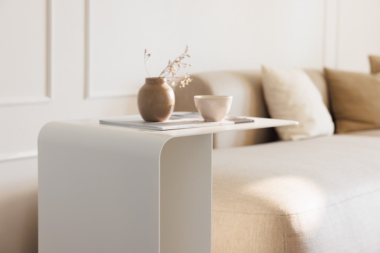 Couchtisch/Beistelltisch Cosmo – Pulverbeschichtetes Metall in modernem Design