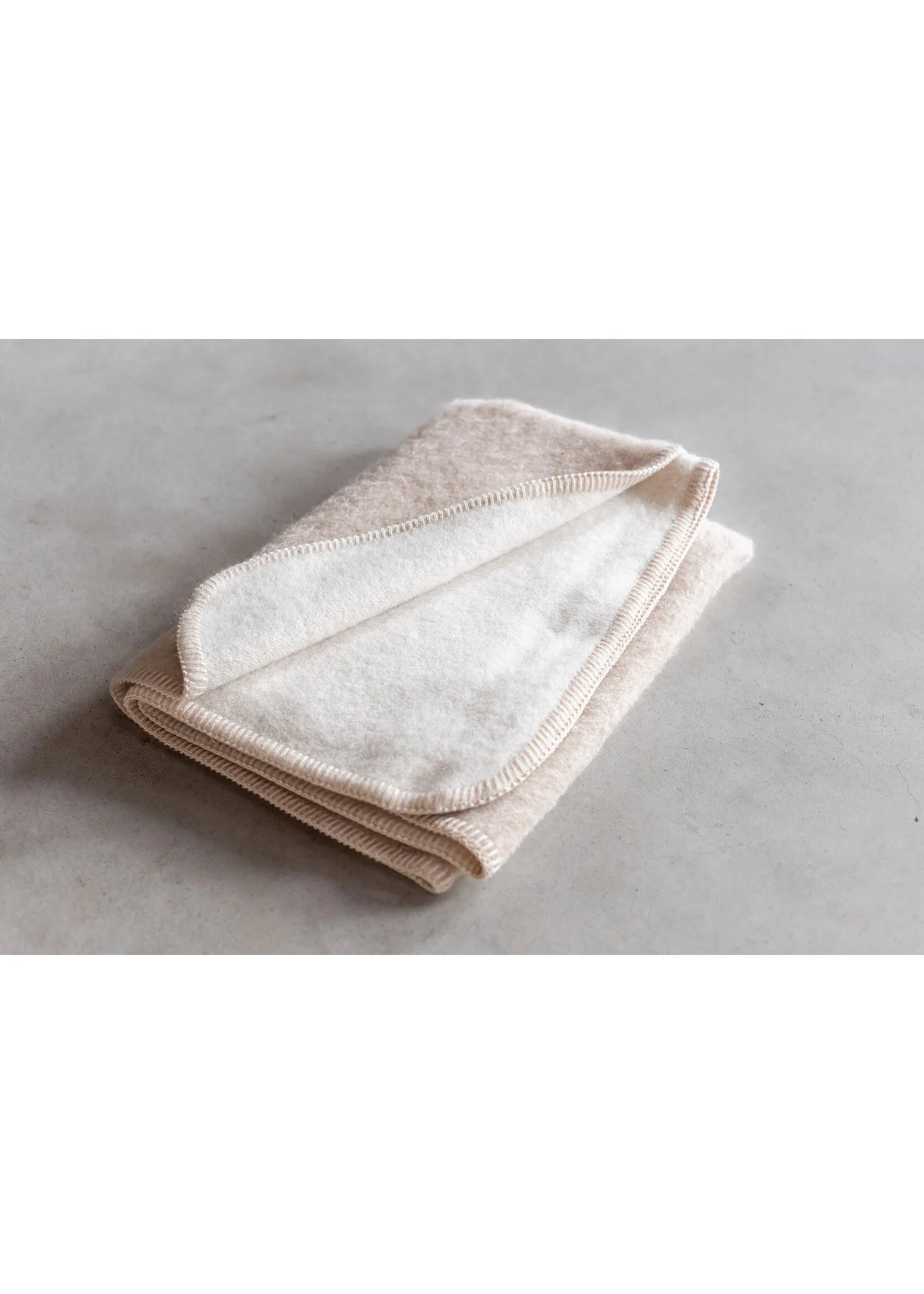 Baby tæppe i ren Alpakawolle - Beige & Grå - 95x75 cm